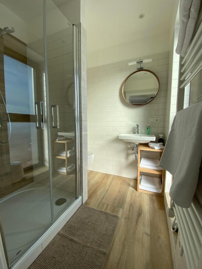 Doppelzimmer mit Balkon